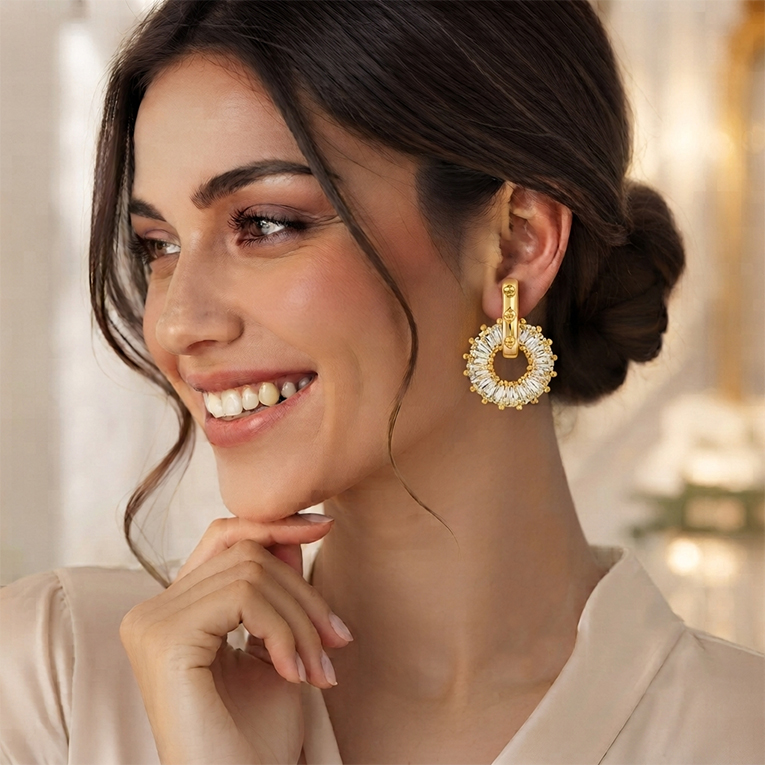 ARETE CIRCULO ZIRCONIA CHAPA DE ORO 18 KT