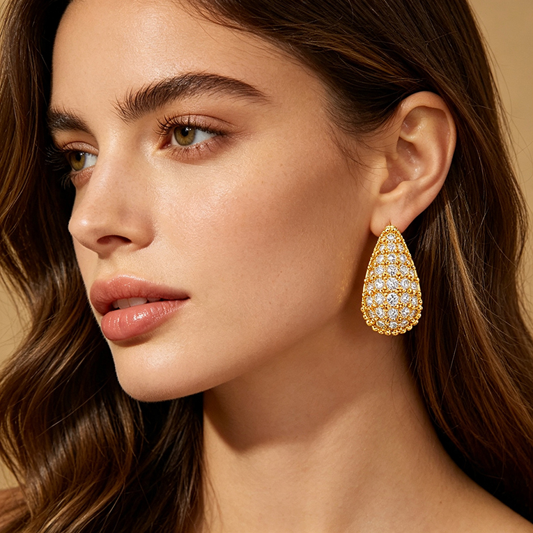 ARETE GOTA MICROZIRCONIA CHAPA DE ORO 18 KT